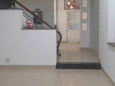 Bán nhà 2 tầng k lạc long quân hoà khánh 2