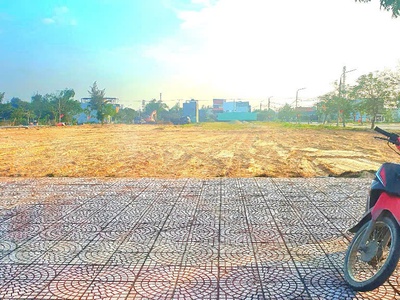 Cần bán lô đất 150m2 gần Hội An giá chỉ 2,4 tỷ 1