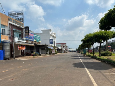 Bán nhà mặt tiền kinh doanh   ngay cổng khu công nghiệp long khánh, đồng nai 0