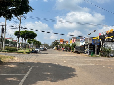 Bán nhà mặt tiền kinh doanh   ngay cổng khu công nghiệp long khánh, đồng nai 2