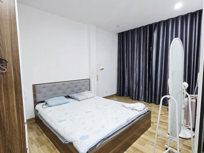 Bán nhà phố quang trung, 20m2, 5 tầng thông sàn, mặt tiền 4.2m, 14.5 tỷ, thu 30tr/t 0