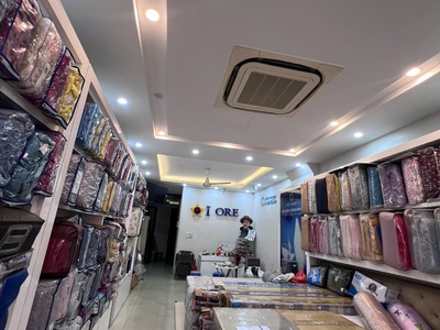 Chính chủ cho thuê mặt bằng kinh doanh tại vị trí đắc địa ngã 4 trần khát chân - 256 lò đúc   hai 4