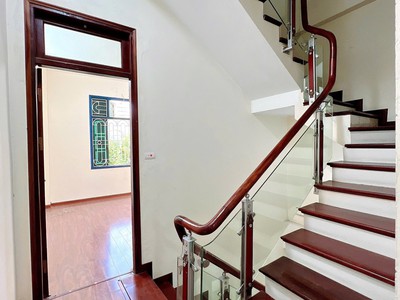 Bán nhà thanh xuân, phân lô oto tránh, 50m 4t mặt tiền rộng kinh doanh, văn phòng, 22.x tỷ 2