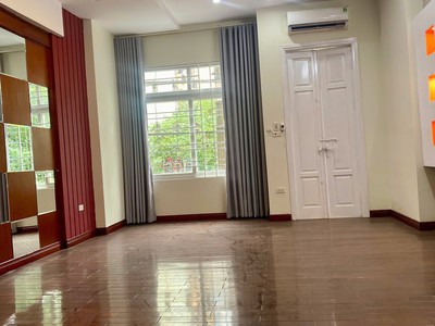 Bán nhà thanh xuân, phân lô oto tránh, 50m 4t mặt tiền rộng kinh doanh, văn phòng, 22.x tỷ 4