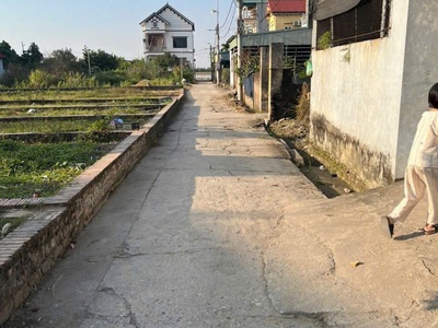 Bán lô đất đẹp như hoa hậu tổ 9 tt quang minh - mê linh - hn. gần khu công nghiệp 0