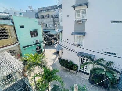 Siêu hiếm - chính chủ - lê quang định - bình thạnh - 4 tầng btct - 3pn lớn - hxh - gấp bán 5.69 tỷ 0