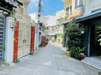 Siêu hiếm - chính chủ - lê quang định - bình thạnh - 4 tầng btct - 3pn lớn - hxh - gấp bán 5.69 tỷ 4