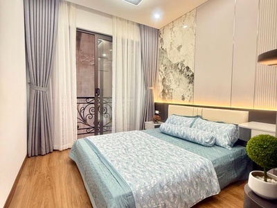 Bán nhà ngọc khánh 35m x4 tầng 9,9 tỷ ngõ thông,ba gác tránh,full nội thất 1