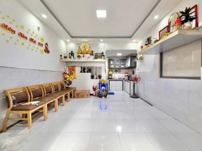 Bán nhà huỳnh văn bánh,hxh vip phú nhuận,3 tầng mới,ngang 4m giá nhỉnh 5 tỷ 1