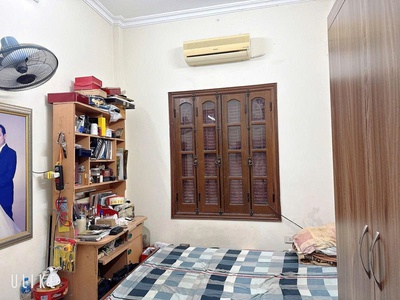 Hiếm nhà đẹp 4 tầng mặt đường Chiến Thắng, 40m2, mặt tiền rộng 3,2m, vị trí đẹp, kinh doanh sầm uất, 1