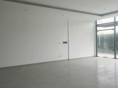 Shophouse 124m2 - Giá 7.68 tỷ trả nhanh - Sổ hồng 2 tầng, MT City Q9 4