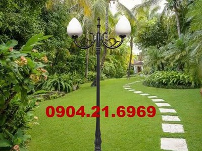 Cột đèn sân vườn DC02 lắp đèn hoa sen Phan Nguyền mang đậm phong cách truyền thống 0