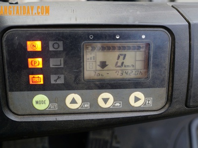 Xe Nâng Điện Ngồi Komatsu FB15-12 Siêu Đẹp 5