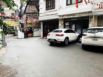 Chủ thiện chí bán nhà võng thị ,50m2 nhà 7 tầng ở hoặc kinh doanh dòng tiền đều phù hợp . 1