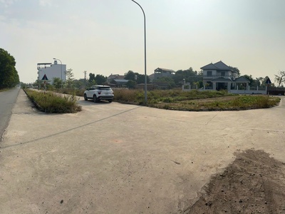 Đấu giá tân thái- hiền ninh-soc sơn-làn 1 giá chỉ 5xtr/m2. xung quanh nhiều dự án 0