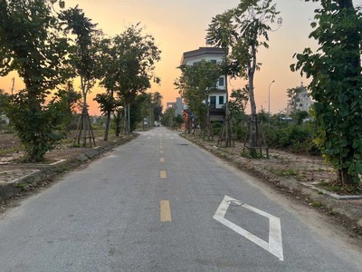 Bán đất trường thịnh   vị trí vàng trung tâm tp giá 3 tỷ1 0