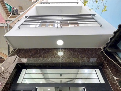 Nhà 2 lầu/st chánh hưng p9q8 ko lộ giới 0