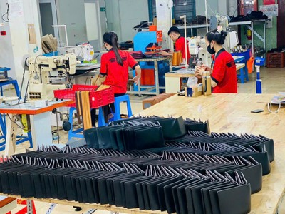 Đồ da thật, hàng có sẵn   quà tặng sang trọng, bền đẹp với thời gian 0