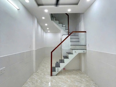 Nhà 2 lầu/st chánh hưng p9q8 ko lộ giới 1