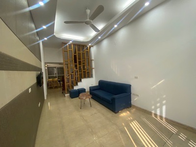 Nhà đẹp hồng tiến ở ngay - gần phố gần ô tô - tặng nội thất - 30m 5 tầng nhỉnh 7 tỷ 0