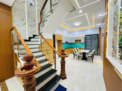 Bán nhà 4 tầng 56m2 đường lò lu, thủ đức, tp hcm. giá 8,19 tỷ, sổ hồng đầy đủ liên hệ 1