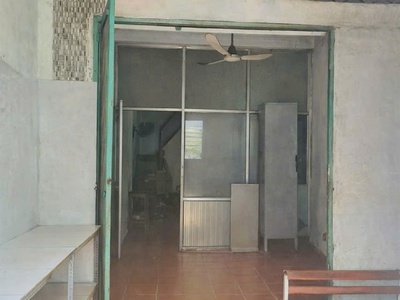 Bán nhà mặt tiền kinh doanh p6 quận 10, ngay chợ nguyễn tri phương   4 tầng - 45m2. 3