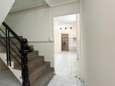 Nhà 3.5 20m  ko lộ giới  hẻm 154 âu dương lân p.chánh hưng p3q8 2
