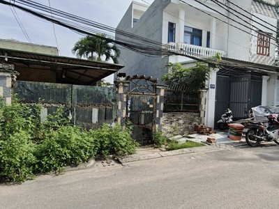 Bán đất mặt tiền 11.8x22m giá 12,5 tỷ đường 10m hương lộ 80b 0