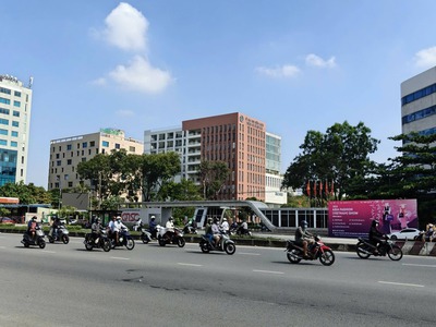 Bán nhà mặt tiền 5 lầu 6x20m giá 13,7 tỷ đường tô ký 2