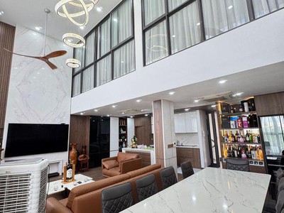 Chỉ 2x tỷ - trung tâm thượng thanh 75m2, 7t, mt 8m, vỉa hè, kinh doanh, văn phòng 1