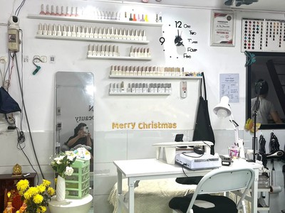 Do lý do cá nhân e cần sang gấp tiệm nail tâm huyết 2