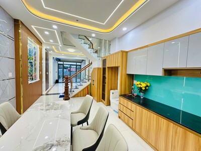 Bán nhà 4 tầng 56m2  đường  lò lu, thủ đức, tp hcm. giá 8,19  tỷ, sổ hồng đầy đủ  liên hệ 0