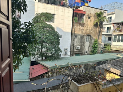 Cho thuê nhà ngõ 279 hoàng mai, 4 tầng, 45m , 5 pn, 15 triệu 2