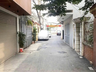 Ngõ 168 nguyễn lân, thanh xuân 70m  x 4 tầng, 3pn, 4wc, 12 triệu 0