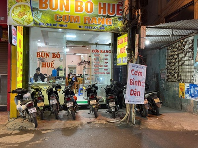 Do không có người làm cần sang nhượng quán cơm rang, bún bò huế tại cổ nhuế 0