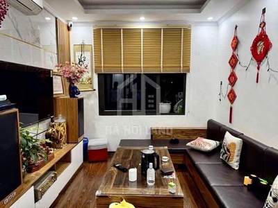 Chủ nhà cần bán căn nhà 4 tầng  ở lai xá .dân xây ngõ thông .ô tô qua nhà. gần đại học thành 0