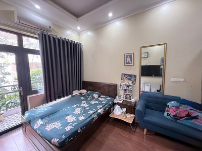 Bán nhà kđt đầm trấu 44/50m2.  5 tầng. mặt tiền 3.6m. giá 20 tỷ hai bà trưng hà nội 4