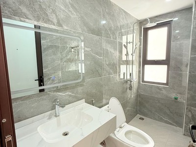 Nhà mới 6 tầng- thang máy lô góc  vũ xuân thiều 53m2 x 6 tầng x 9 tỷ long biên hà nội. 4