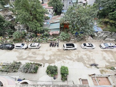 Bán nhà giang văn minh 44m2. 4 tầng.  mặt tiền 4.4m. giá 34 tỷ ba đình hà nội 1