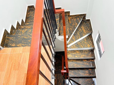 Nhà mới 6 tầng- thang máy lô góc  vũ xuân thiều 53m2 x 6 tầng x 9 tỷ long biên hà nội. 3