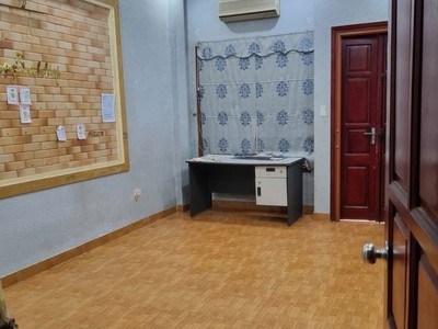 Bán nhà đường láng 50m2. 5 tầng. mặt tiền 3.5m. giá 12.2 tỷ đống đa hà nội 3