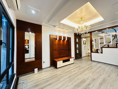 Bán nhà an trạch 48m2. 5 tầng. mặt tiền 4m. giá 16.5 tỷ đống đa hà nội 0