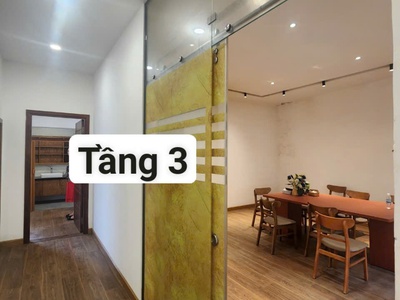 Cho thuê nhà mặt tiền vị trí kinh doanh  khu bàn cờ nha trang. 3