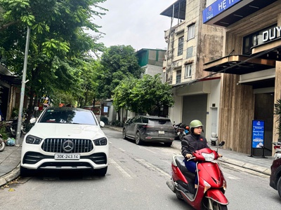 Bán nhà nguyễn sơn, 52m2, 13.8 tỷ, mặt tiền sáng kinh doanh 1