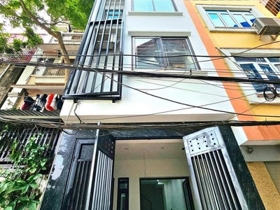 Bán nhà đẹp đón tết học viên tài chính - dt45m2 - 4 tầng - giá 9 tỷ   ô tô đỗ cửa - để ở kinh doanh 0