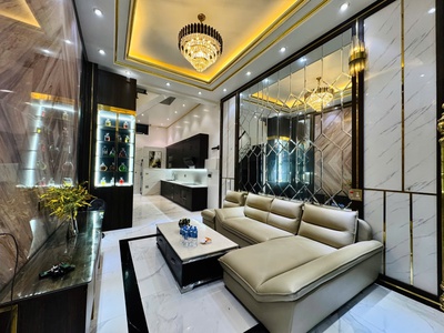 Chuyển nhượng nhà 5 tầng mặt đường hoàng quý   thông chùa hàng, hải phòng 1