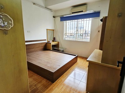 Bán chcc f4 trung kính, sđ 82 m2 - tầng trung - 2 pn   2wc   3 logia - 7.2 tỷ. 4