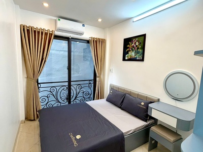 Bán nhà bạch mai, hai bà trưng   lô góc 4 tầng, 3 mặt thoáng 2