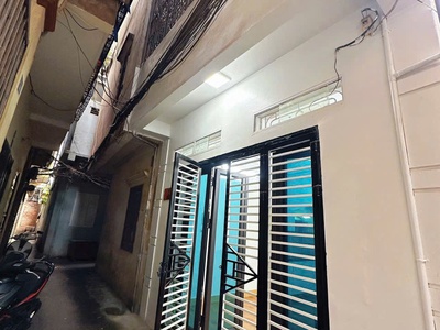 Bán nhà riêng 4 tầng tại phố hồng hà , quận hoàn kiếm, hà nội 0