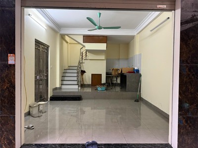 Mình cần cho thuê nhà 5 tầng, mới xây năm 2024 giáp kđt văn quán 3